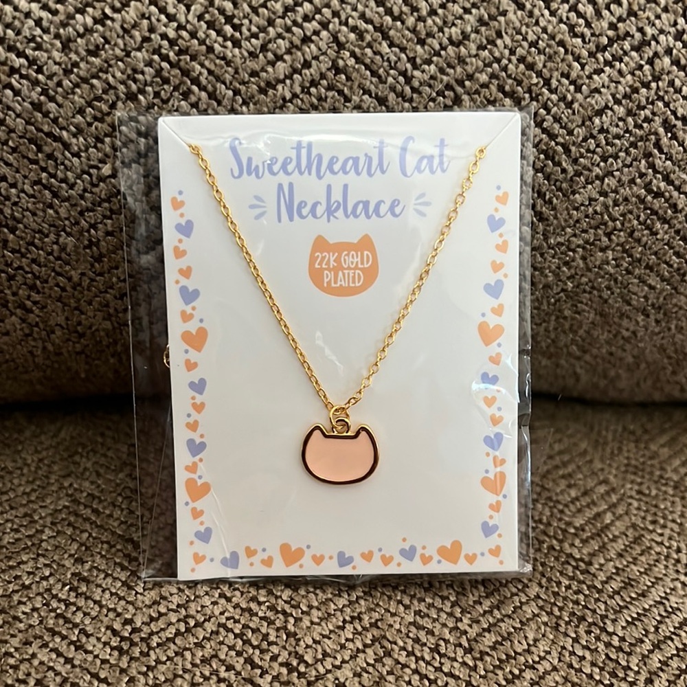 NEW Sweetheart Cat Necklace